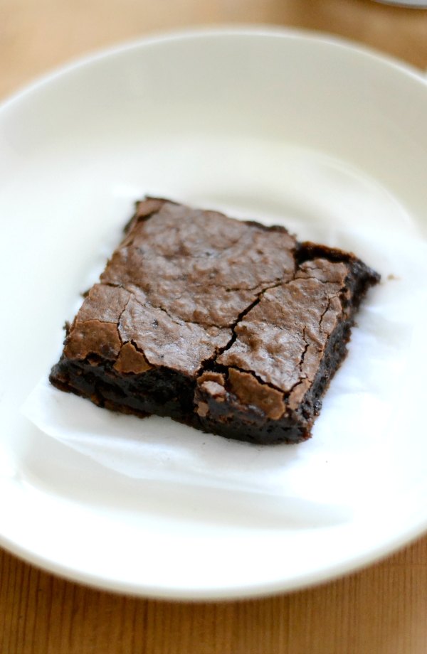Easy-from-scratch-Healthy-low-fat-fudge-brownie-Recipe |kannammacooks.com #Healthy#baking#fudge#brownie#chocolate#yummy