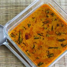 Tamilnadu style vendakkai puli kulambu-image