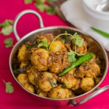 Cheesy Potato Peas Potli Recipe