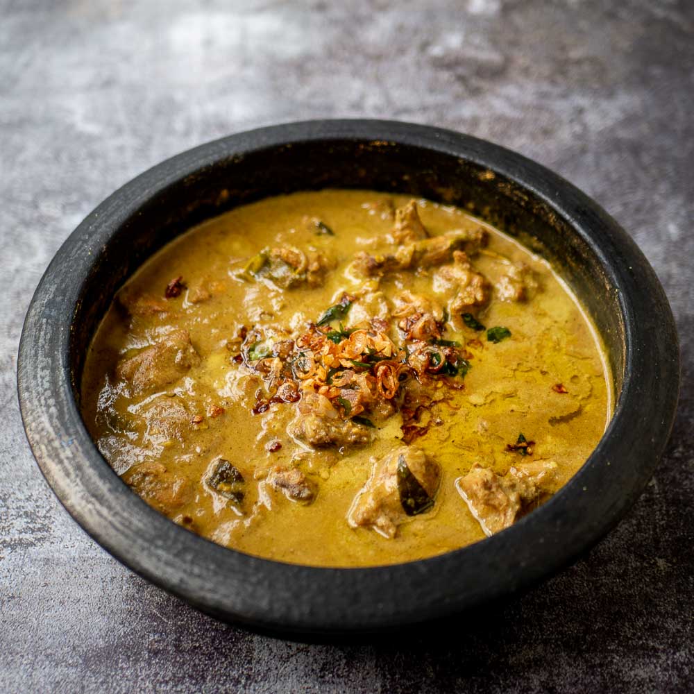 Chicken Mappas / Kozhi Mappas / Kerala Chicken Curry with Potatoes