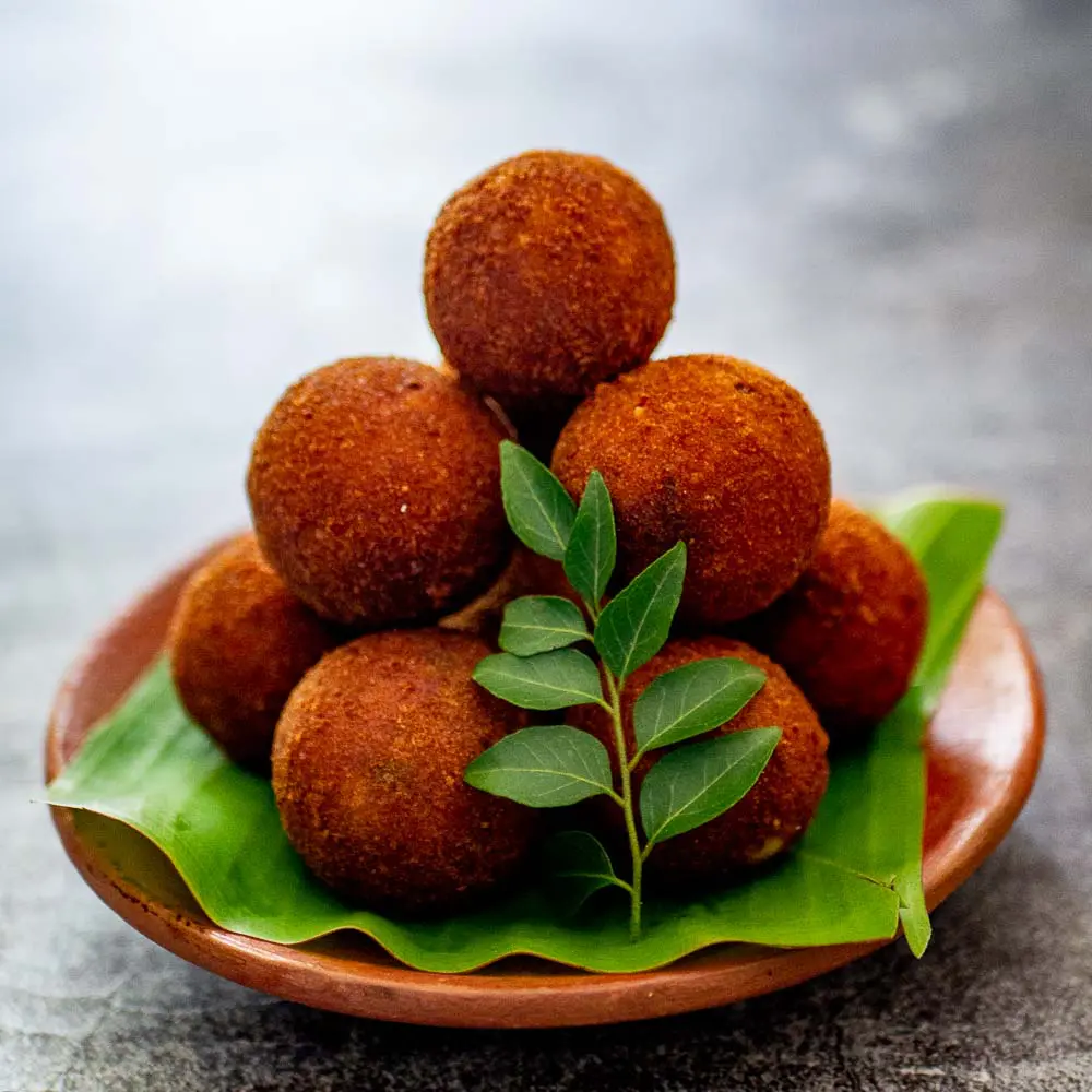 srilankan-jaffna-fish-cutlets-recipe-1